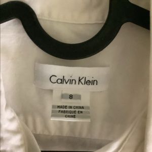 size 8 color white in good condition